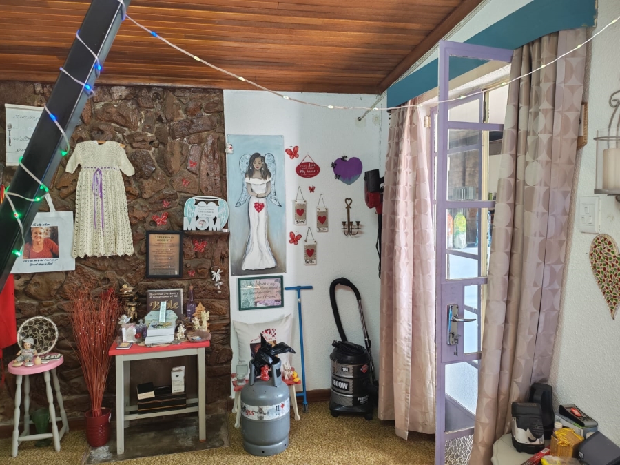 3 Bedroom Property for Sale in Middelburg Eastern Cape